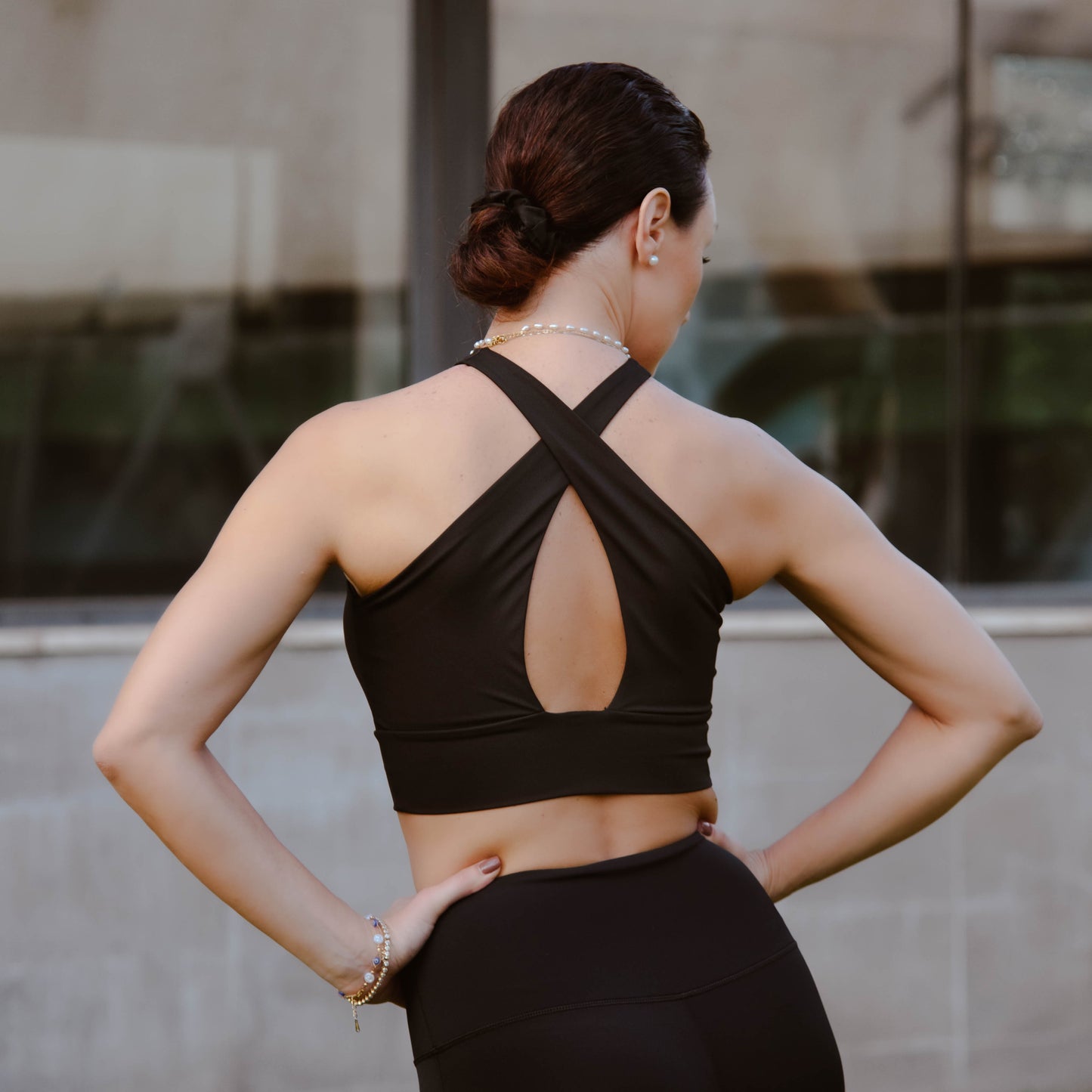 Cross back crop top push up halter workout sports bra