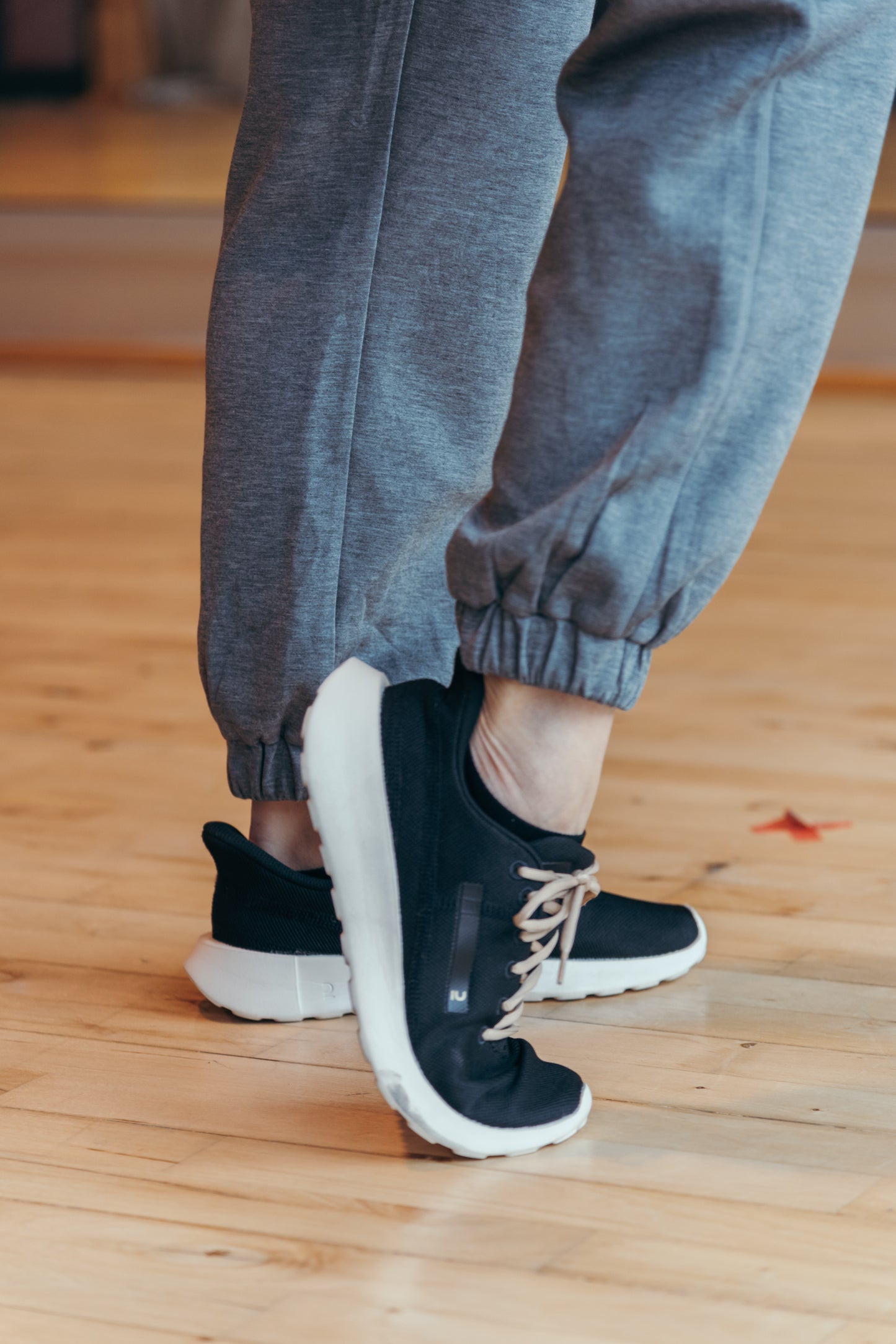 Pantaloni jogger